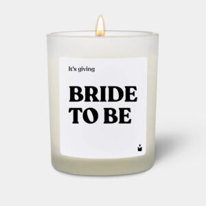 It's giving bride to be - Flowery